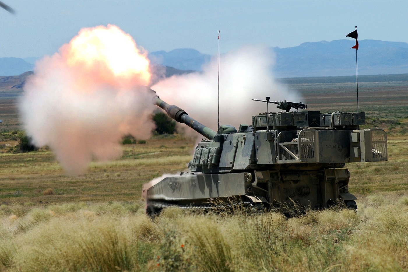 M109: сімейство 155-мм самохідних гаубиць і логіка модернізацій