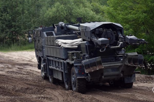 CAESAR: колісна 155-мм САУ, мобільність і автоматизація вогню